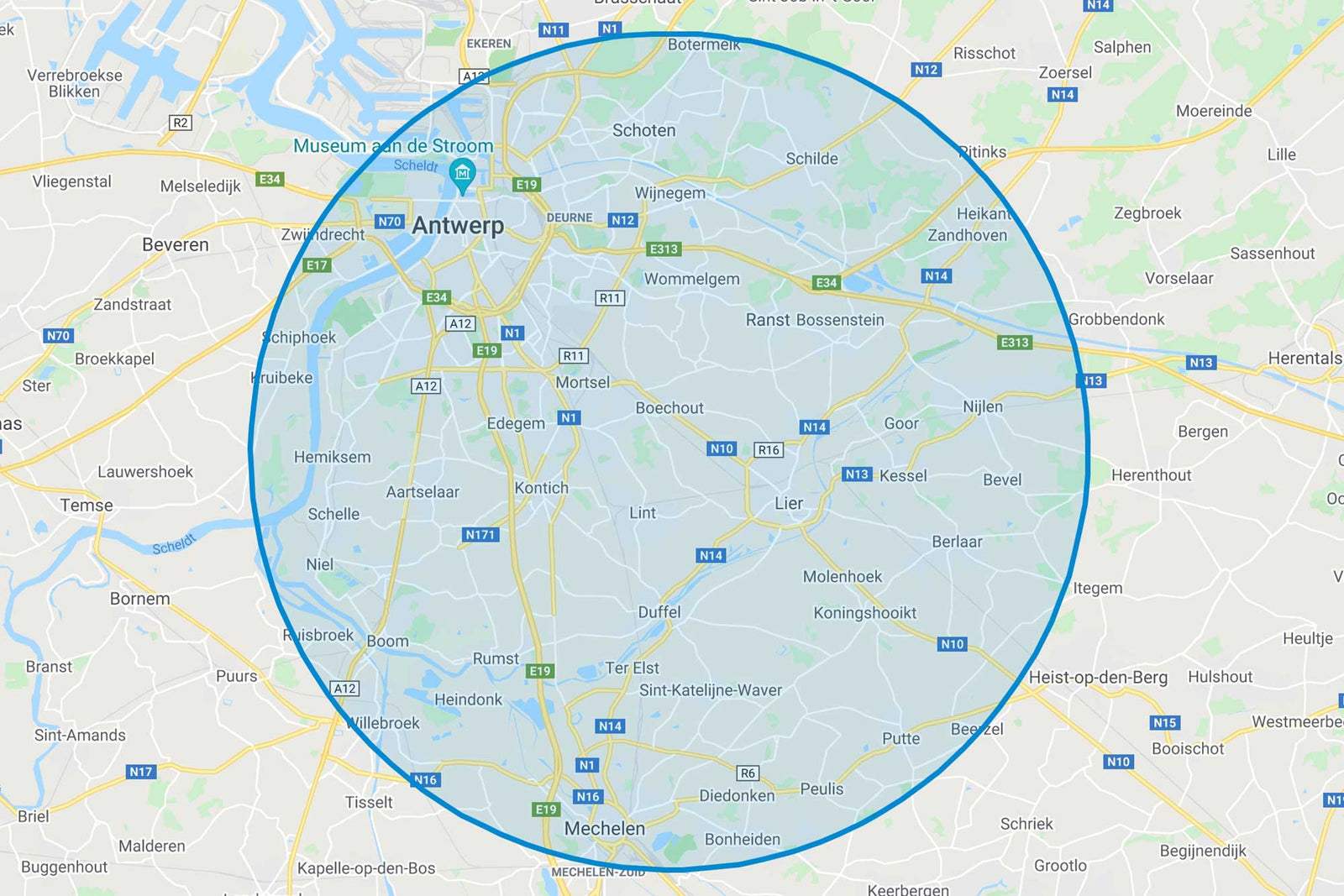 Autobekleding diep reinigen met auto schoonmaak producten
